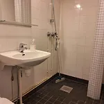 Spacious For 5 Apartment