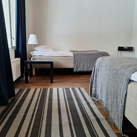 Apartment Spacious For 5